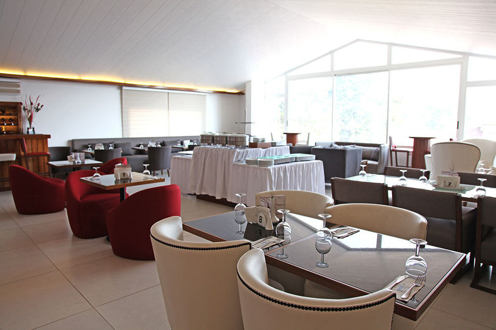 New England The Hub Hotel מראה חיצוני תמונה